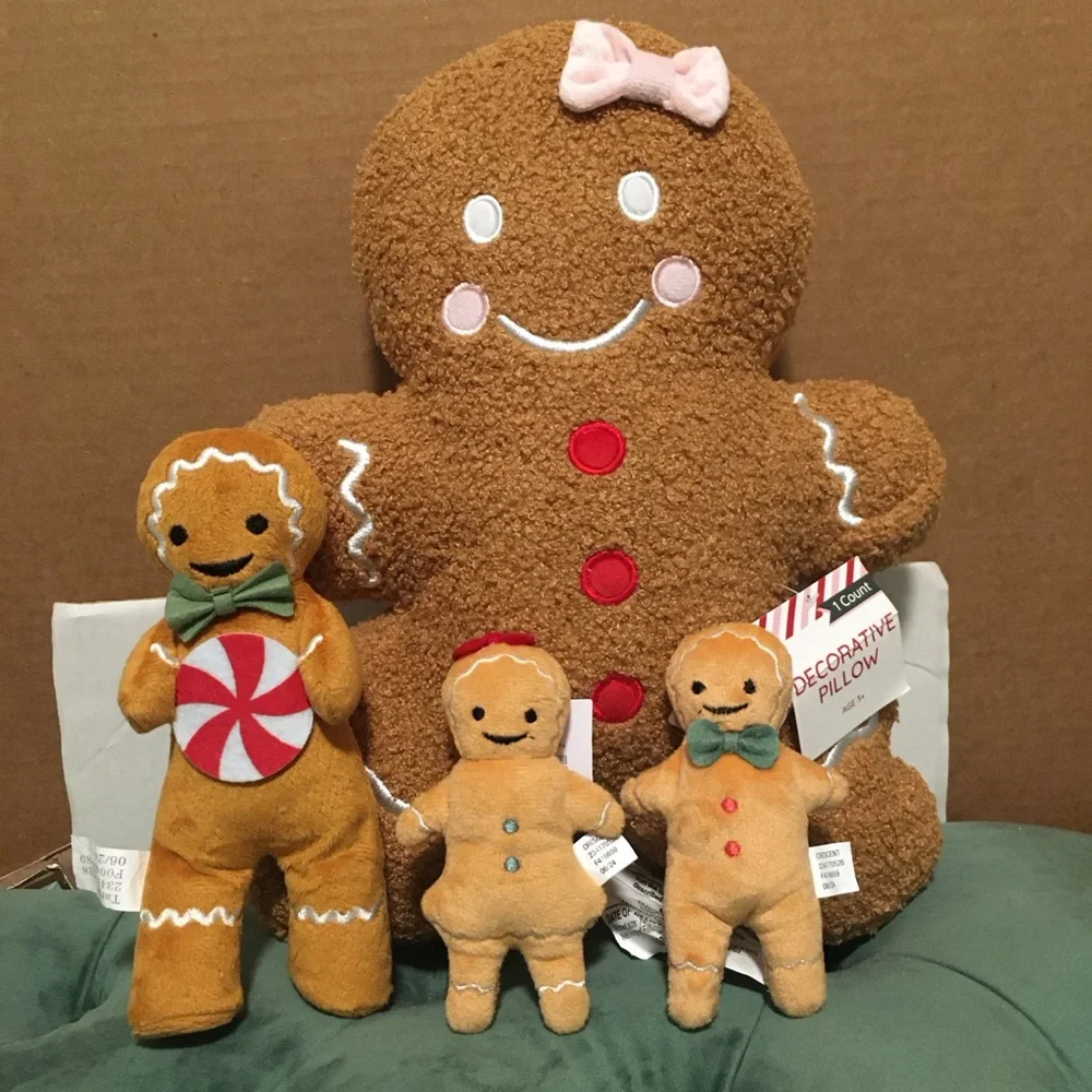 NWT Target Christmas Gingerbread Woman Boy Girl Pillow Bullseye's Playground Set